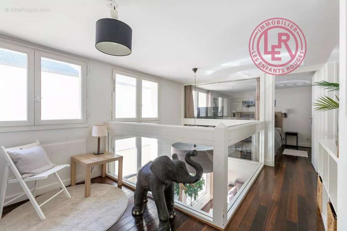 Appartement à PARIS-4E