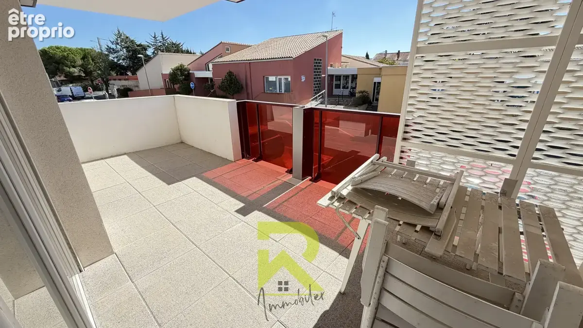 Agde   Une pépite : T2 avec ascenseur, terrasse et parking couvert sécurisé - photo 3