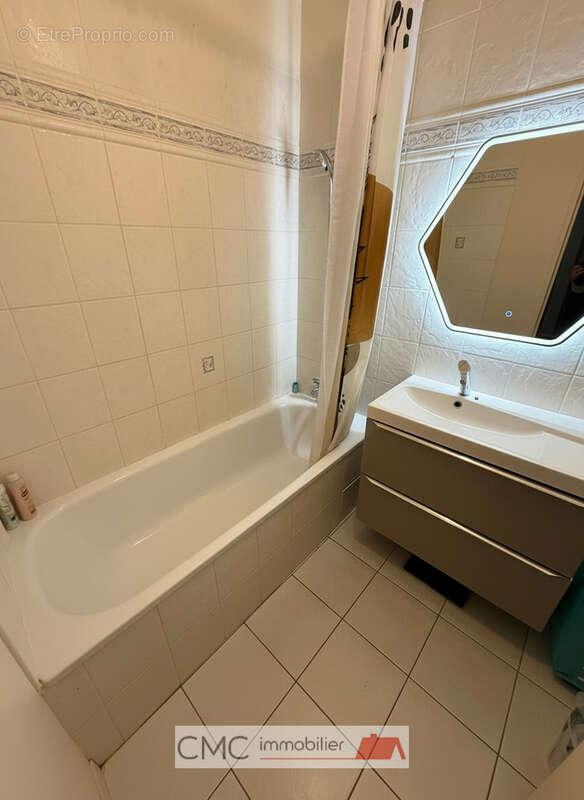 Appartement à LEVES