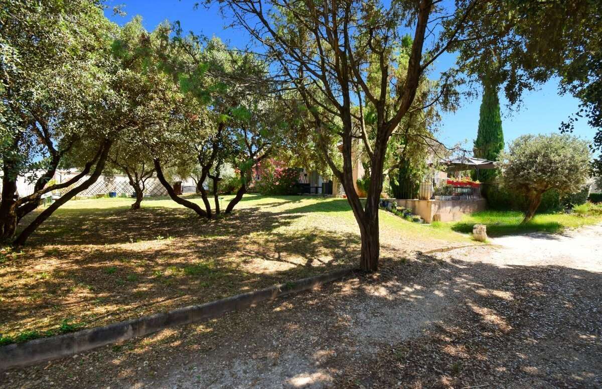 Uzès: Maison 5 ch avec piscine - photo 21