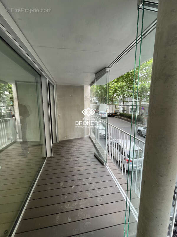 Commerce à PARIS-18E