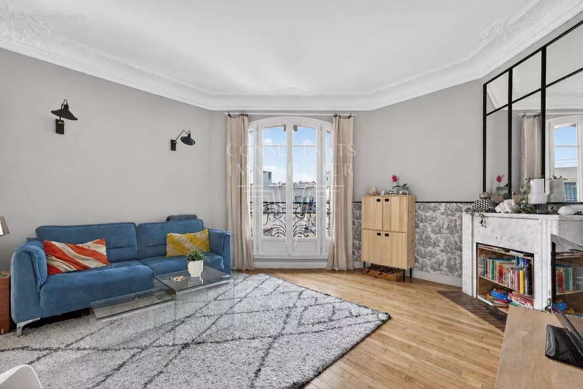 Appartement à LEVALLOIS-PERRET