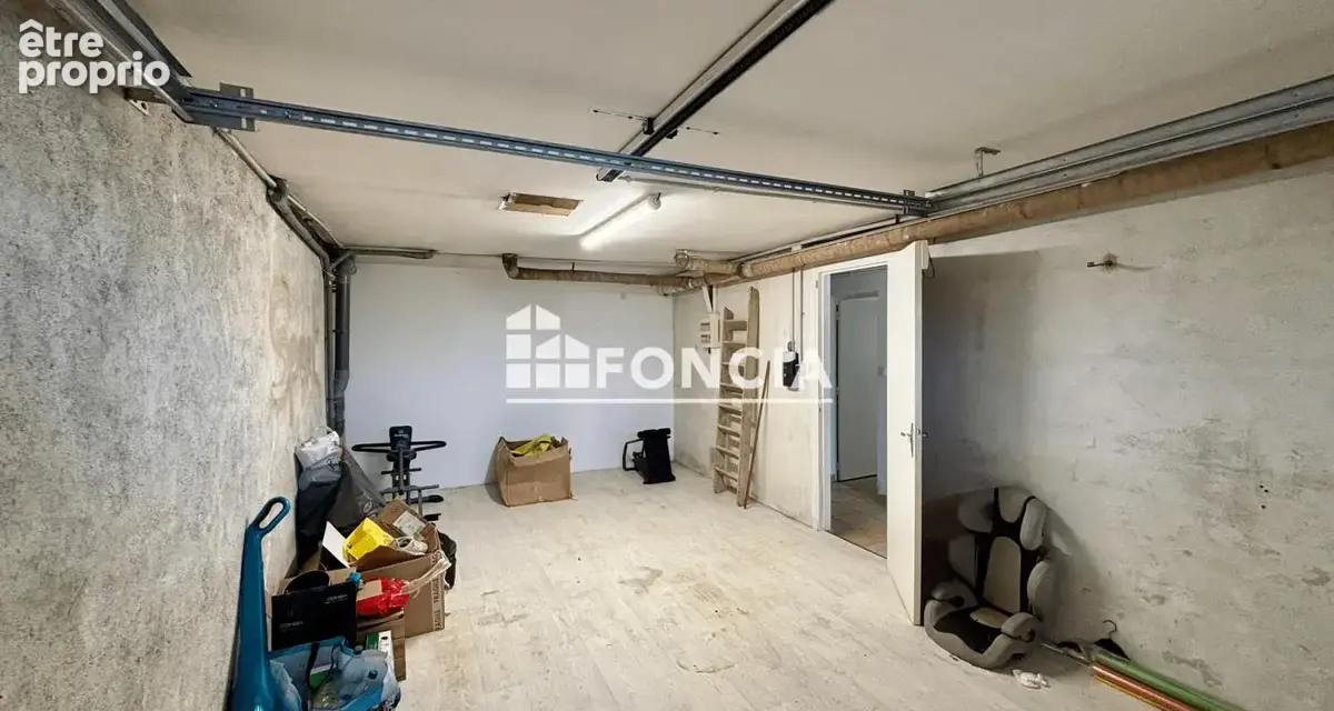 GIBAUDERIE Investissement locatif, maison de 6 chambres louées 450 euros chaque, rapport possible de 32400e annuel - photo 16
