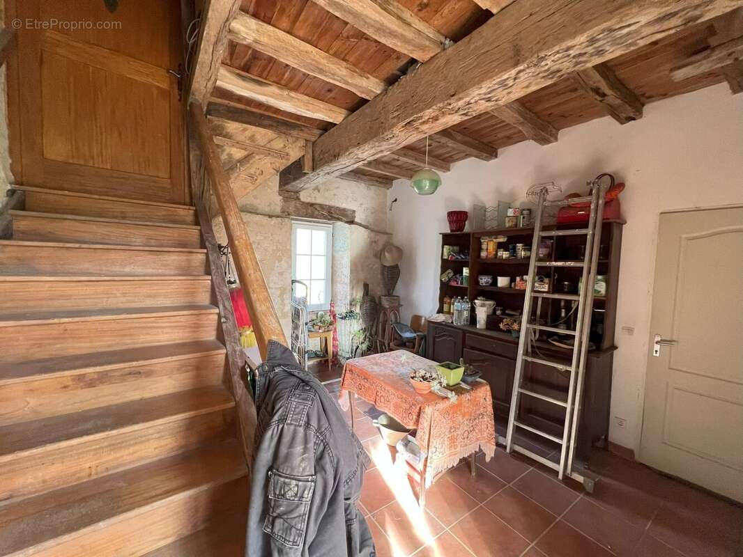 Maison à SAINT-CLAR