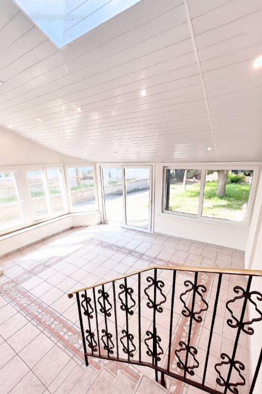 Maison à NOISY-SUR-ECOLE