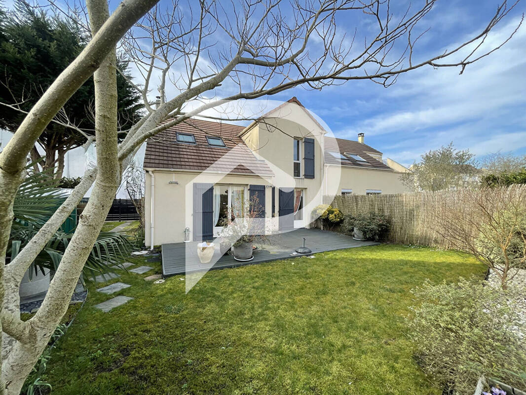 Maison à L&#039;ISLE-ADAM