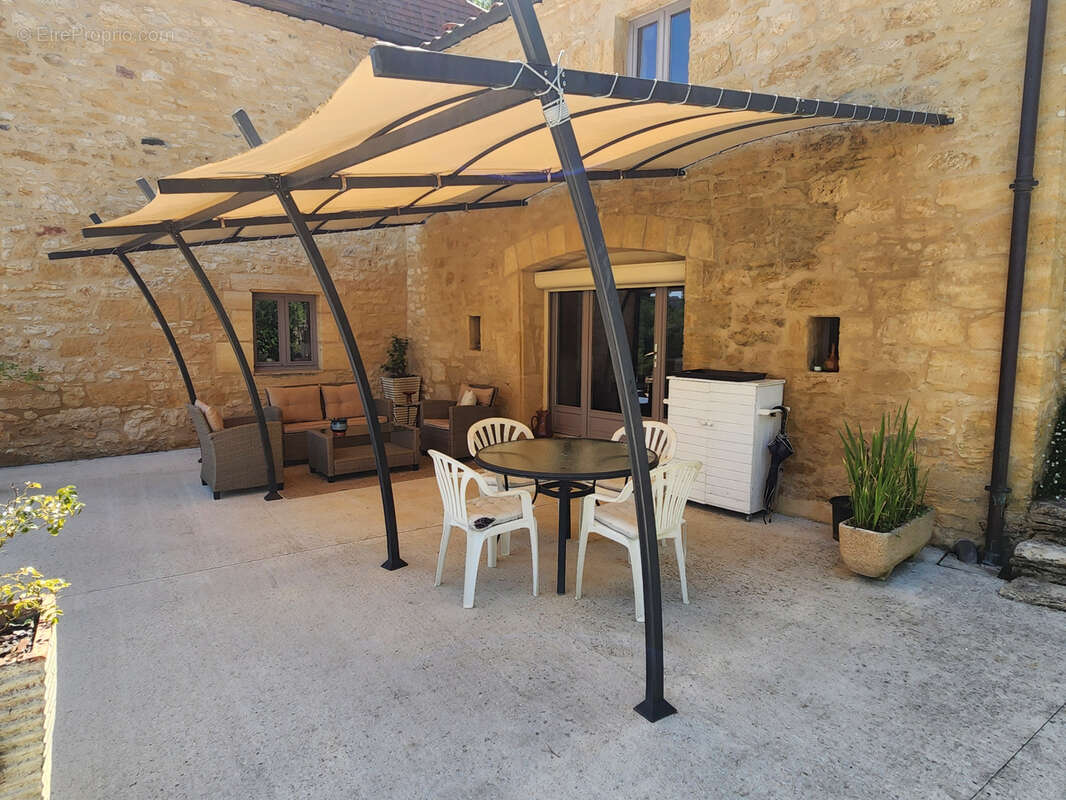 Maison à SARLAT-LA-CANEDA