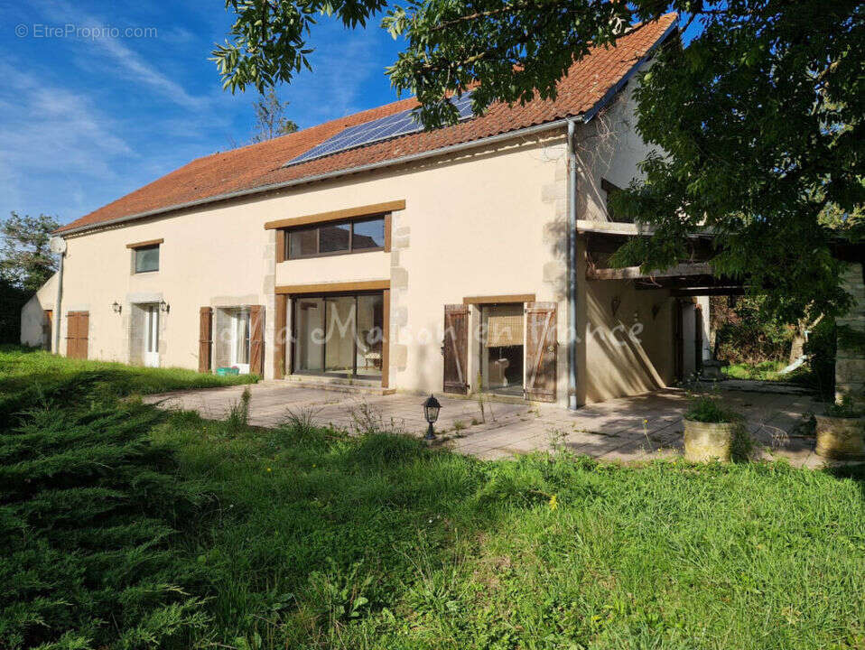 Maison à SAINT-POURCAIN-SUR-SIOULE