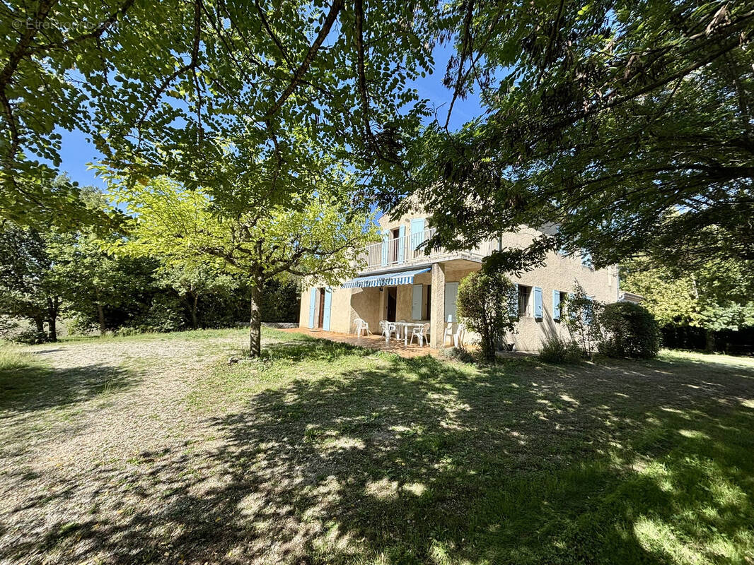 Maison à GRIGNAN