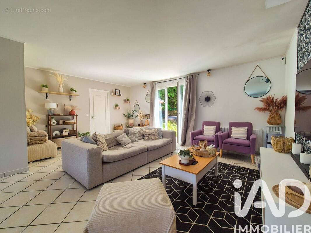 Photo 1 - Maison à SAINT-OUEN-L'AUMONE