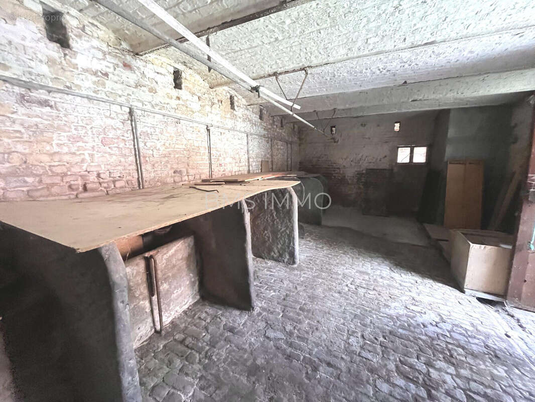 Maison 260 m² à Avelin  - photo 6