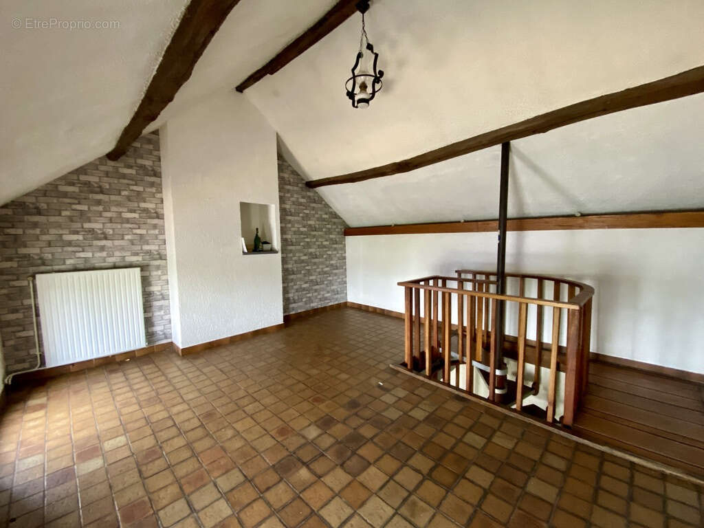 Appartement à FEIGNIES