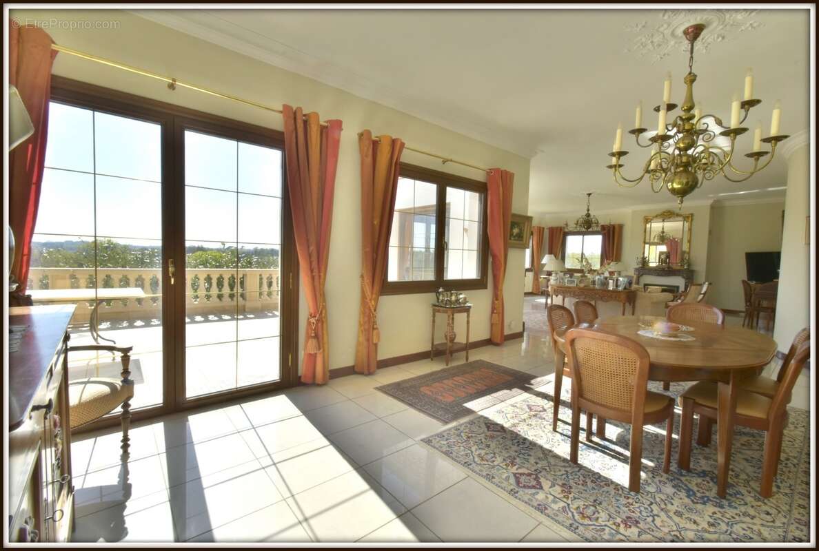 Propriete 13 ha - maison de maitre + appartement - classe energie b - photo 8