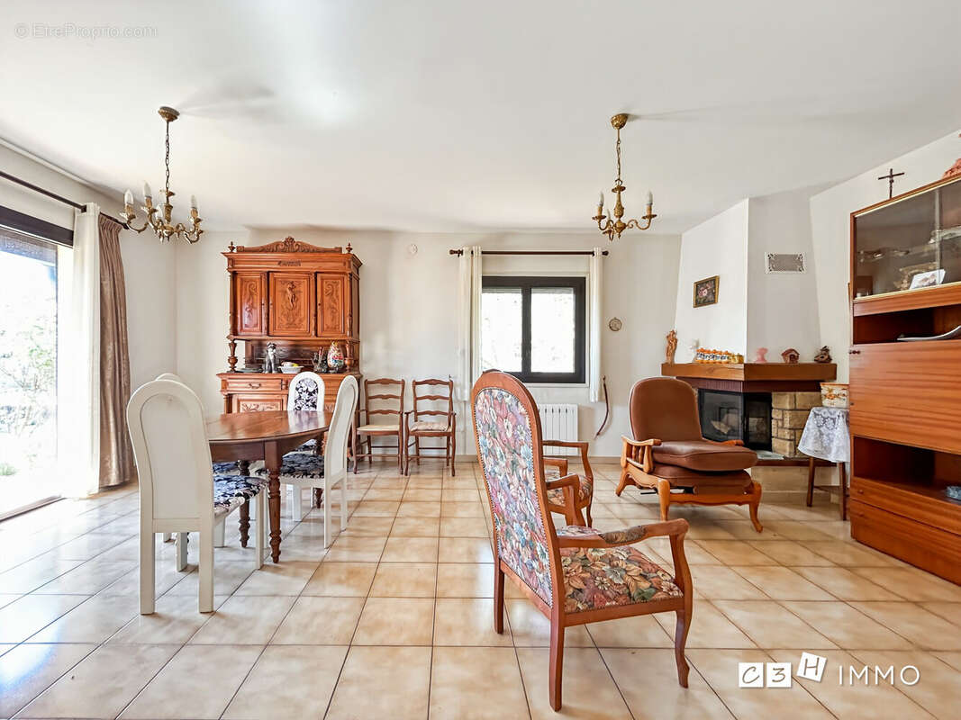 Maison à VILLENEUVE-TOLOSANE