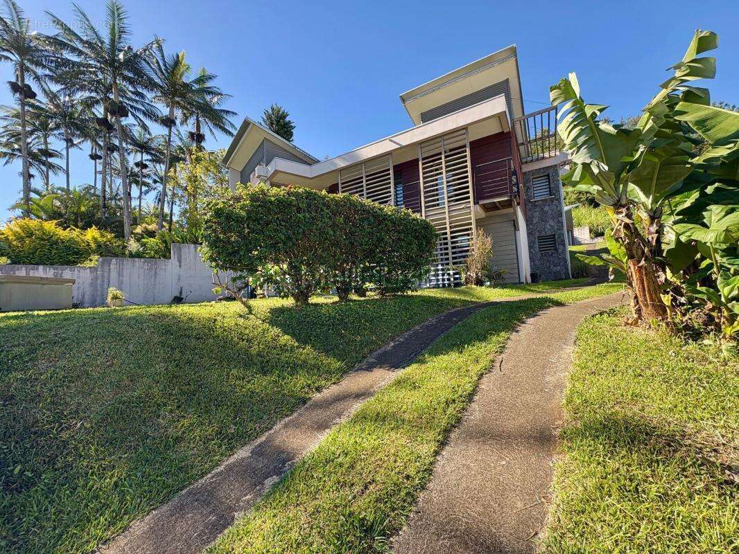 Maison à SAINT-PIERRE