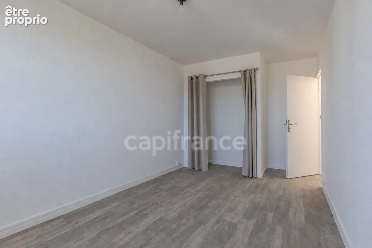 Appartement à vendre 5 pièces  Sainte Foy Les Lyon - photo 9