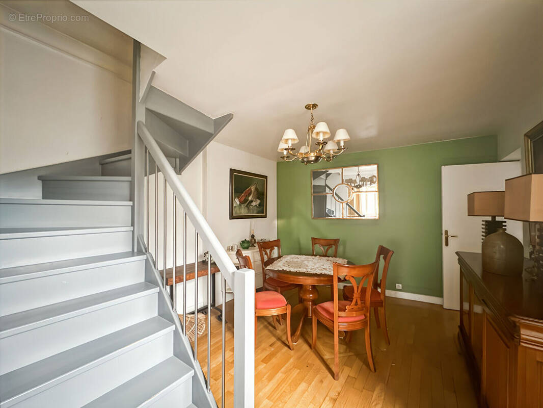 Maison à ILLIERS-L&#039;EVEQUE