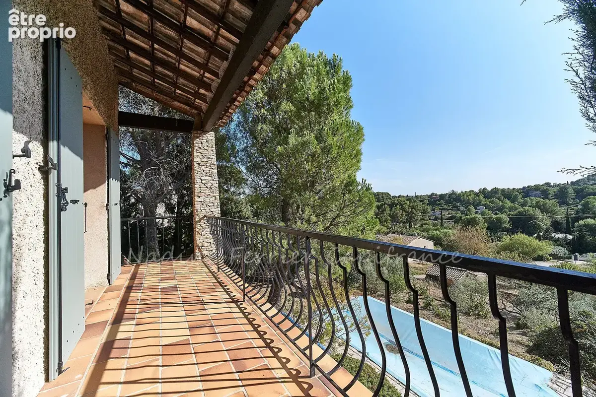 Lascours – maison familiale avec piscine, jardin en restanques et une vue omniprésente sur le garlaban - photo 18