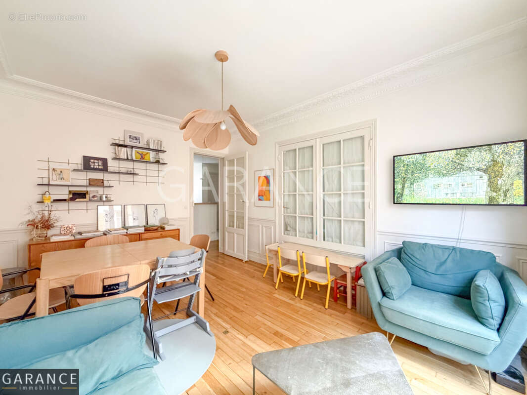 Appartement à PARIS-12E