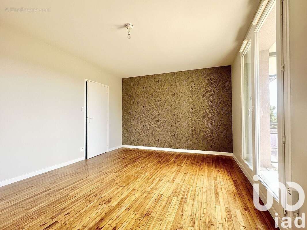 Photo 6 - Appartement à SAINT-ETIENNE-DE-SAINT-GEOIRS