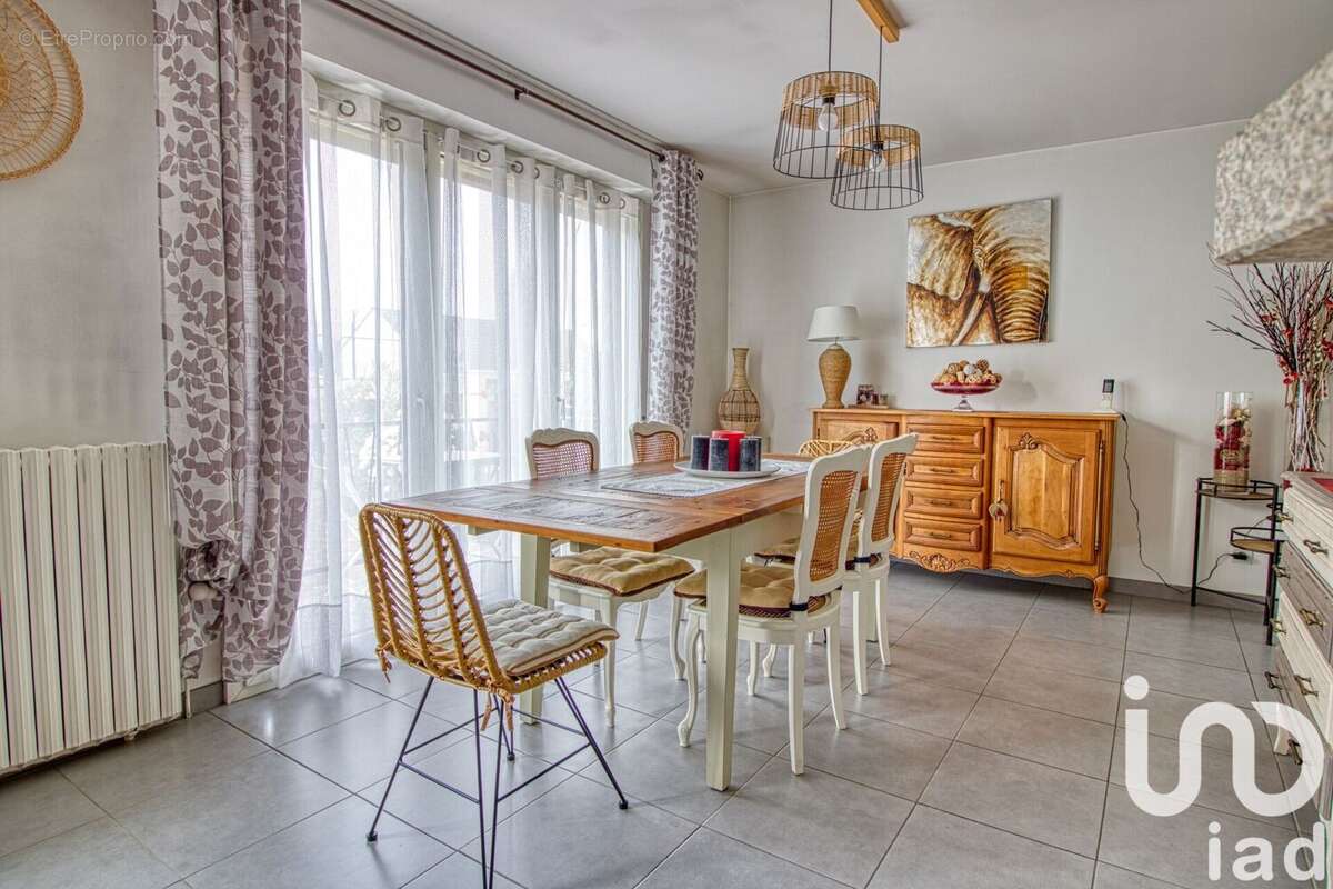 Photo 6 - Maison à LES MUREAUX