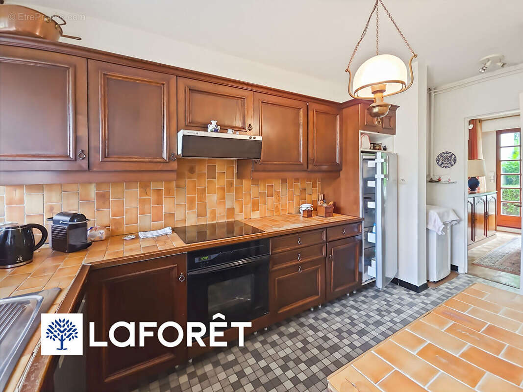 Maison Ris Orangis 5 pièce(s) 82.98 m2 - photo 4