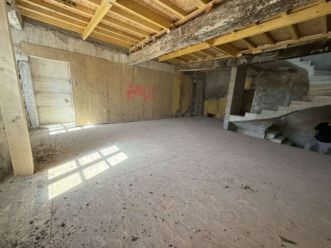 Appartement à LAGNIEU