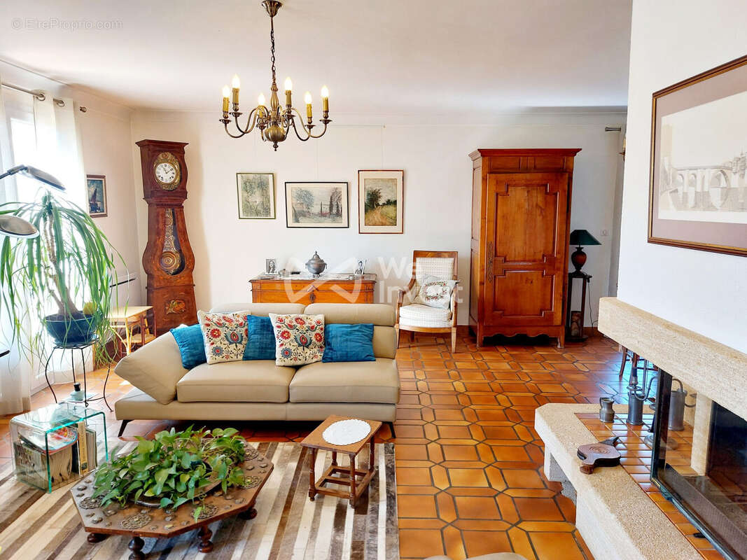 Maison à MONTECH