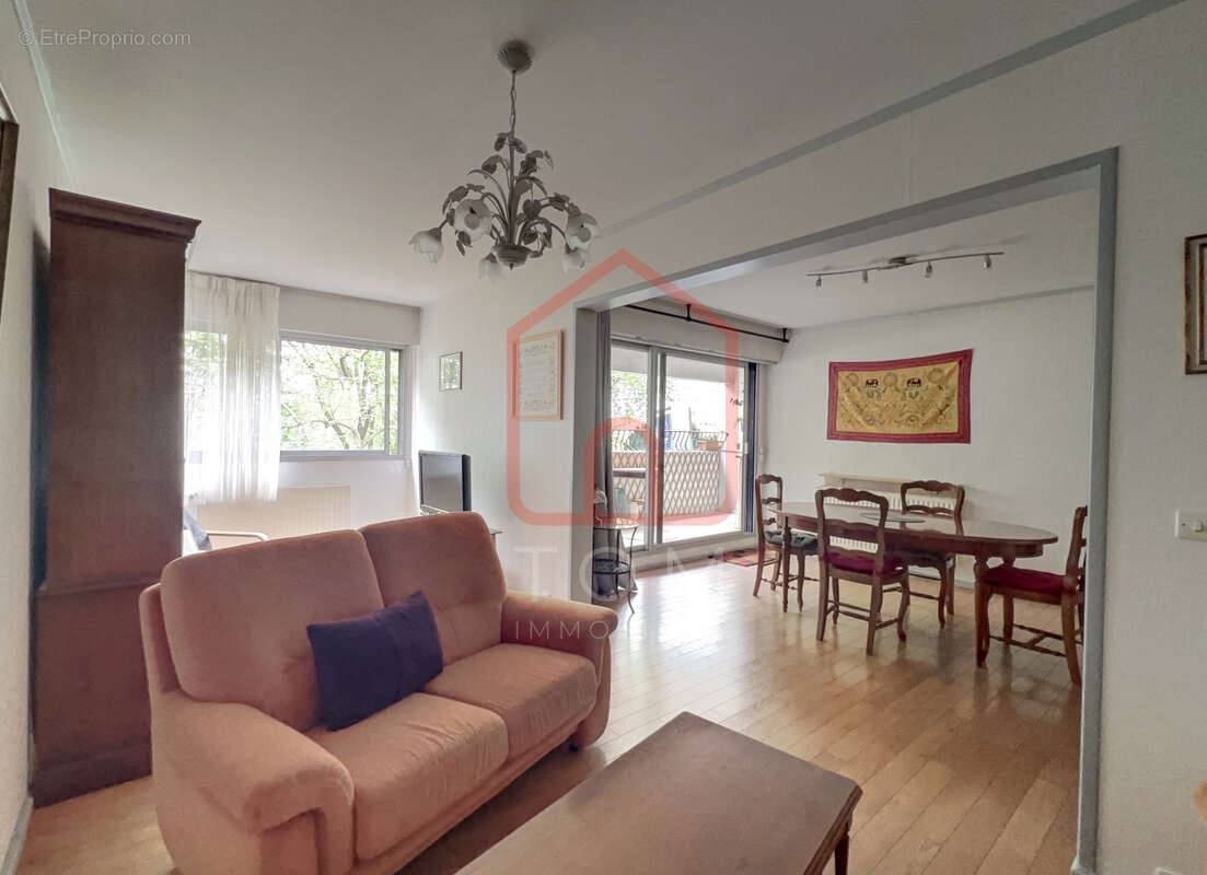 Appartement à MONS-EN-BAROEUL