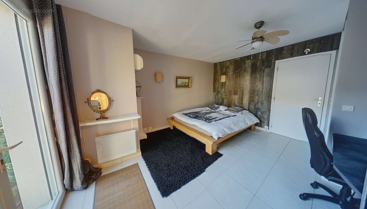 Maison à SAINT-JEAN-DE-VEDAS