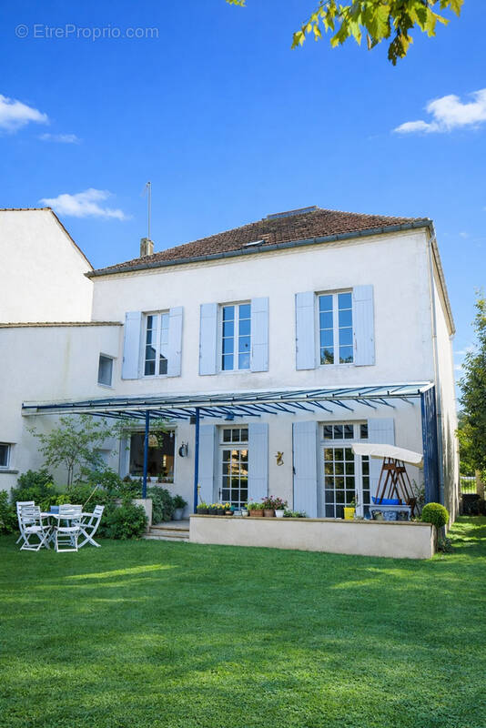 Maison à MIRAMONT-DE-GUYENNE
