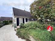 Maison à LA CHAPELLE-LA-REINE