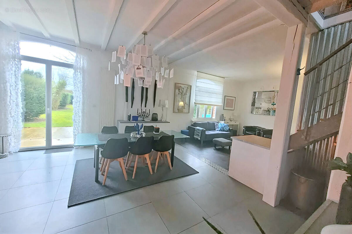 Maison à ALLONVILLE