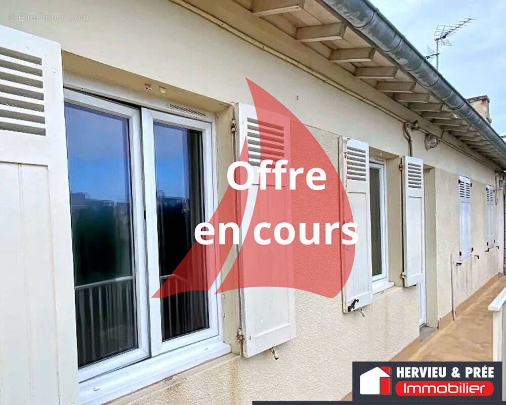 Appartement à LUC-SUR-MER