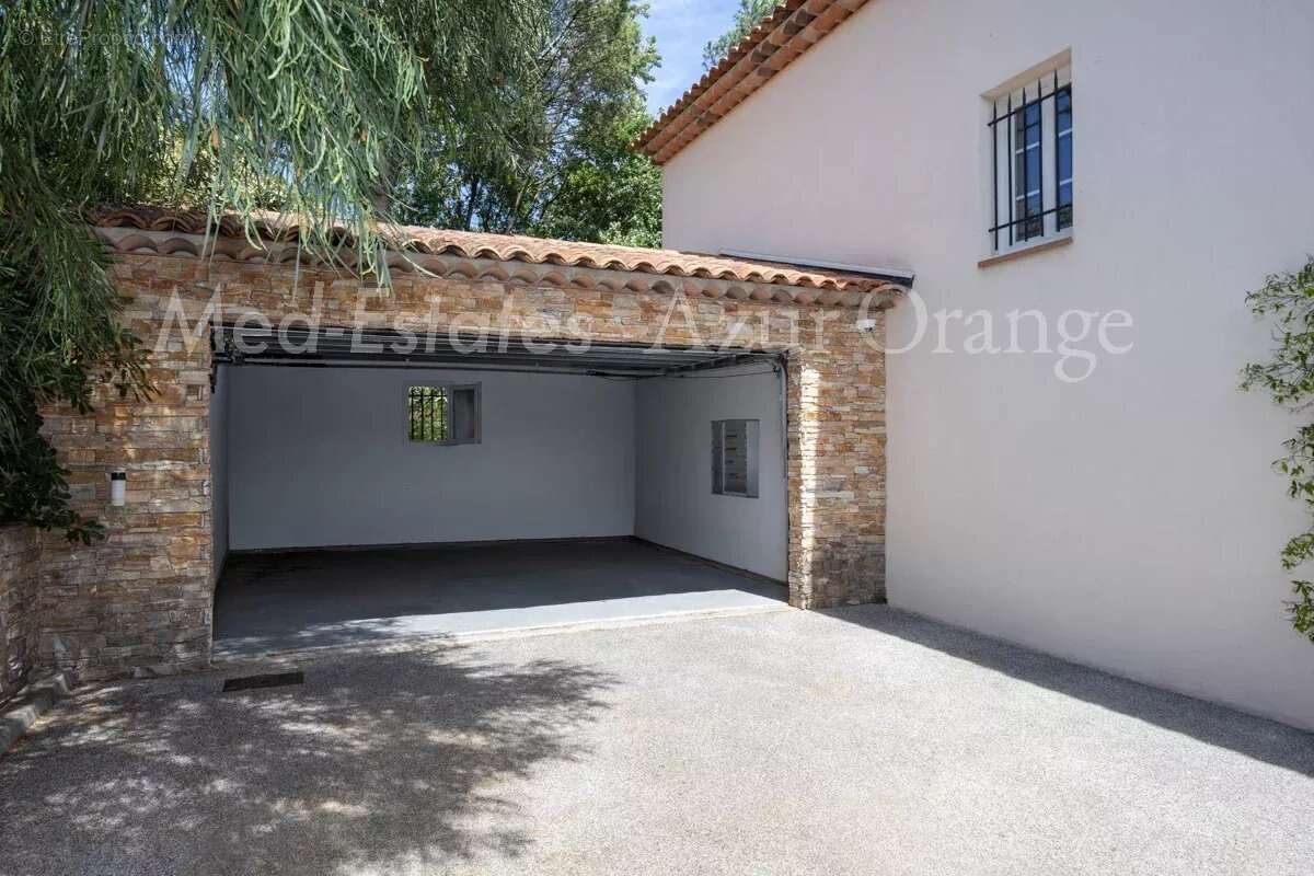 Maison à GRIMAUD
