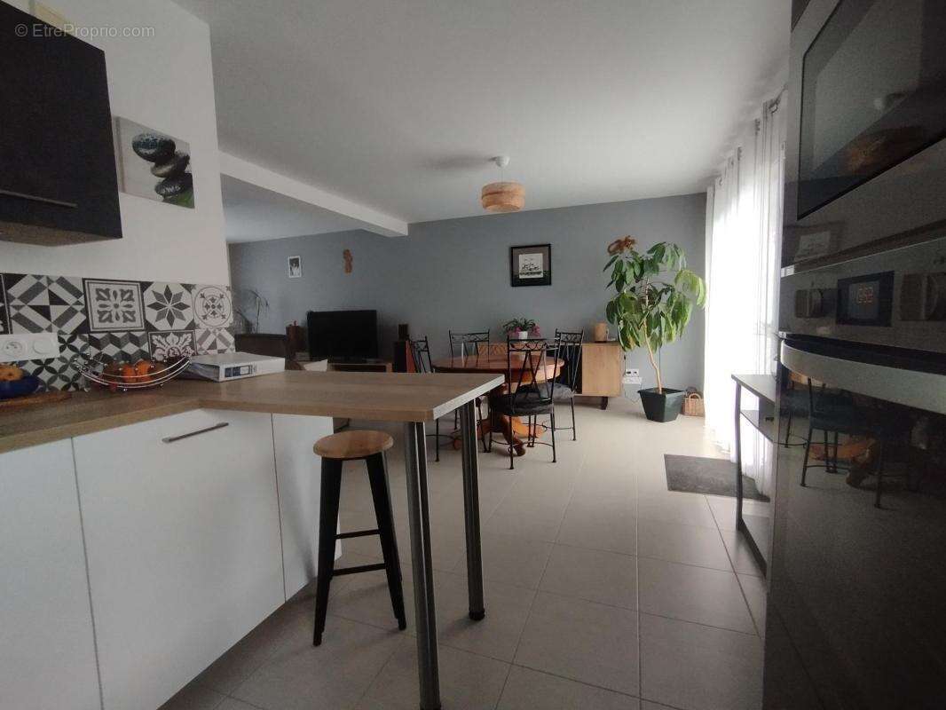 Maison à LE TOUR-DU-PARC