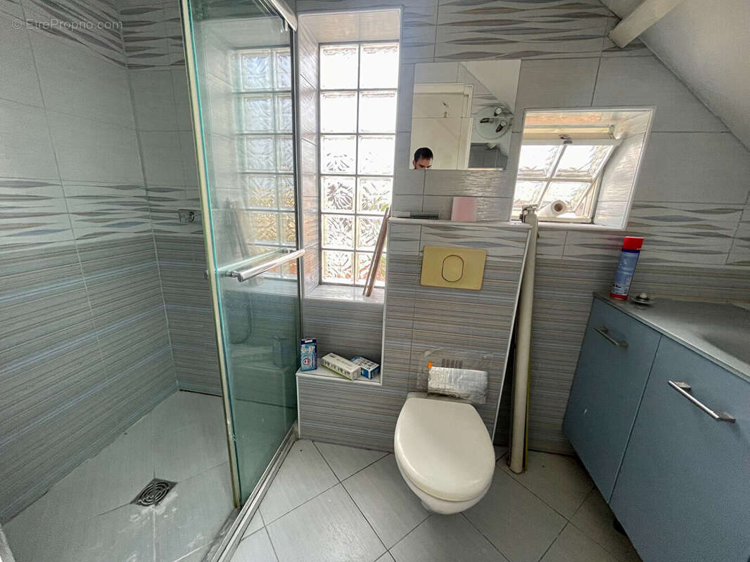 Maison à SARTROUVILLE