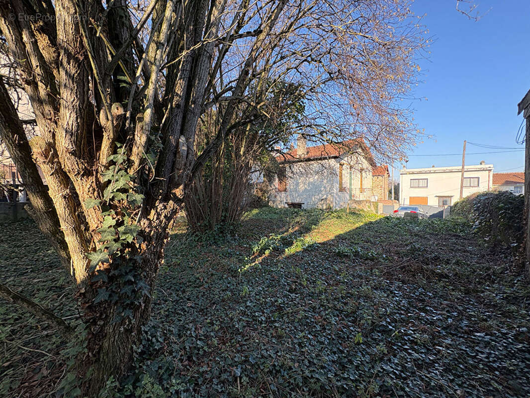 Maison à CHATILLON