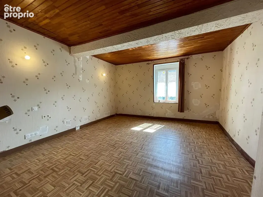 Maison 6 pièces 125m² + dépendances +1415m² de jardin - photo 8