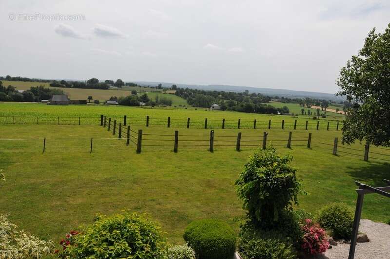 Maison à LANDELLES-ET-COUPIGNY
