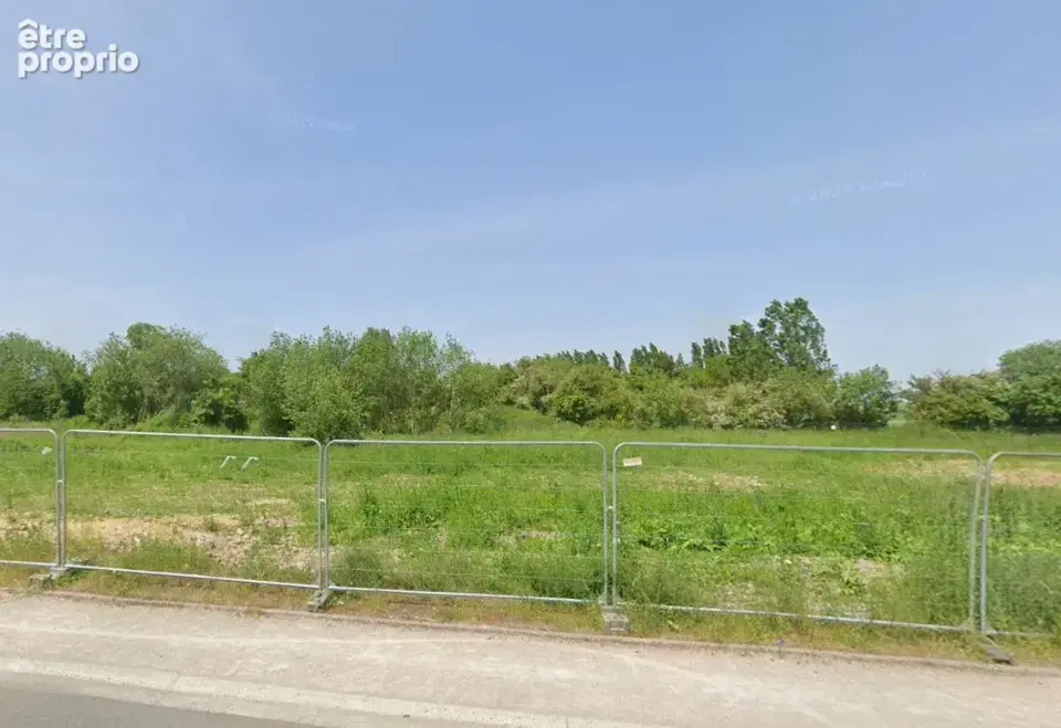 Terrain à AVESNES-LES-AUBERT