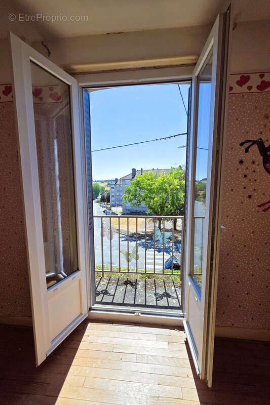Prix en baisse! maison centre ville avec jardin - photo 17