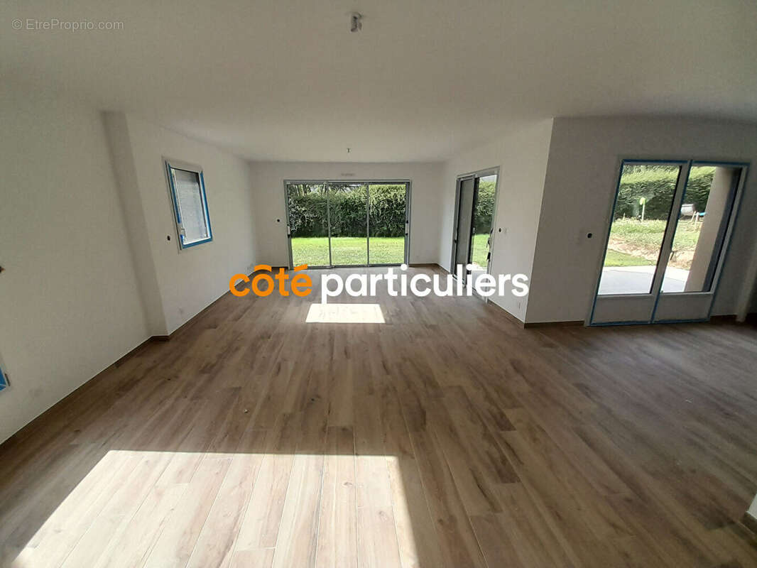 Maison à LE MINIHIC-SUR-RANCE