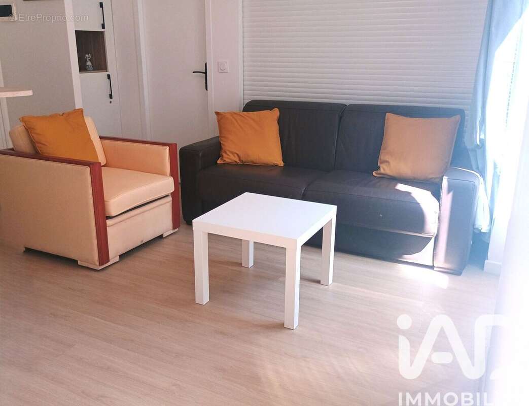 Photo 2 - Appartement à MARSEILLE-4E