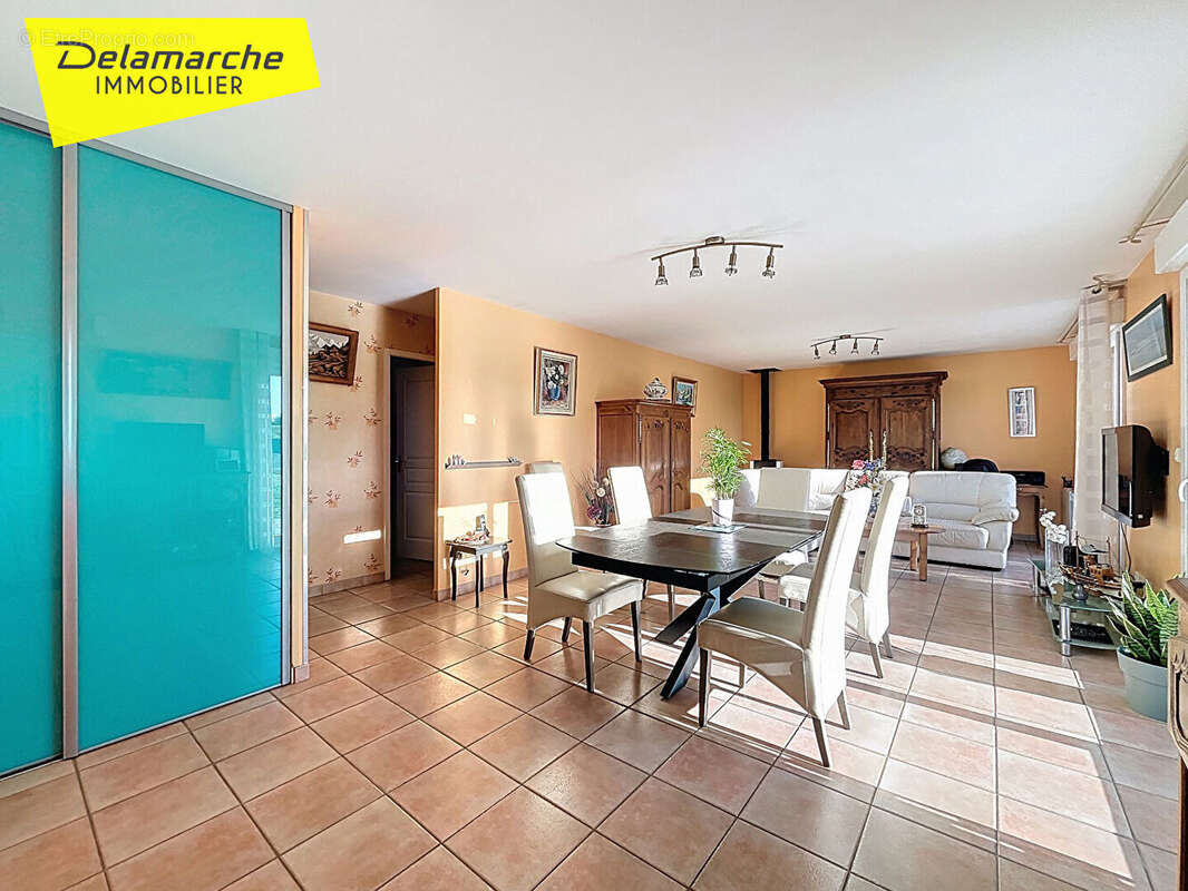 Maison à LINGREVILLE