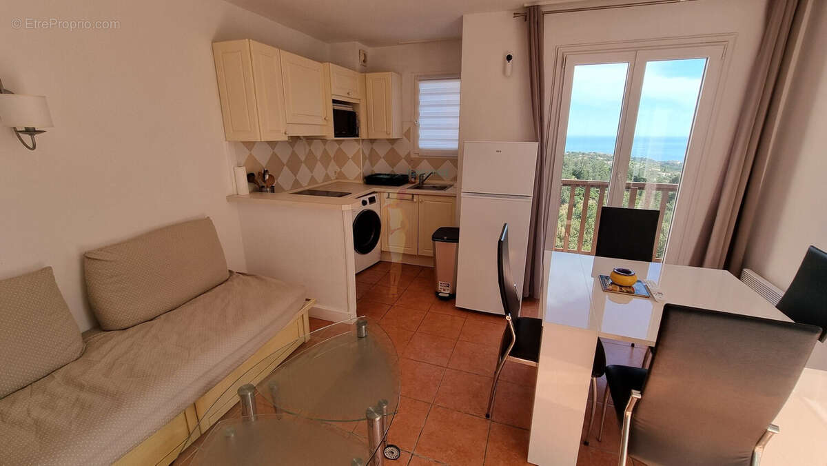Appartement à LES ISSAMBRES