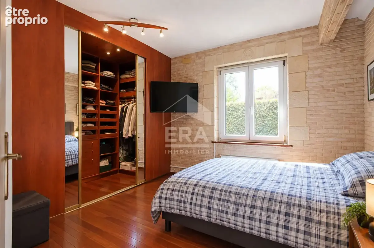A Vendre - Maison 7 pièces 160 m² - GROFFLIERS - photo 5