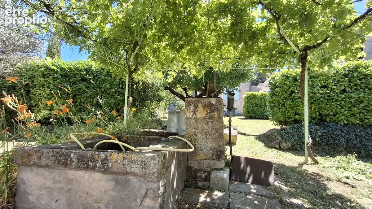 Exclusivité, Maison de ville à St Paul  3 Châteaux, 3 ch. avec jardin piscinable d'env. 600m²! - photo 16