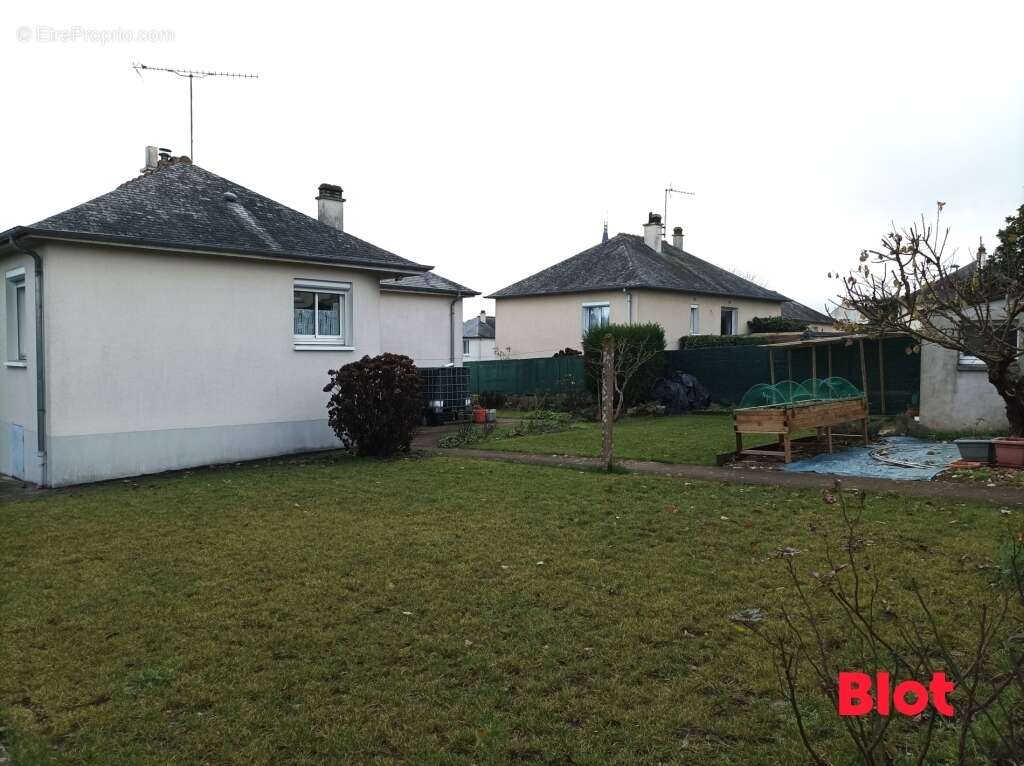 Maison à CHATEAUBOURG