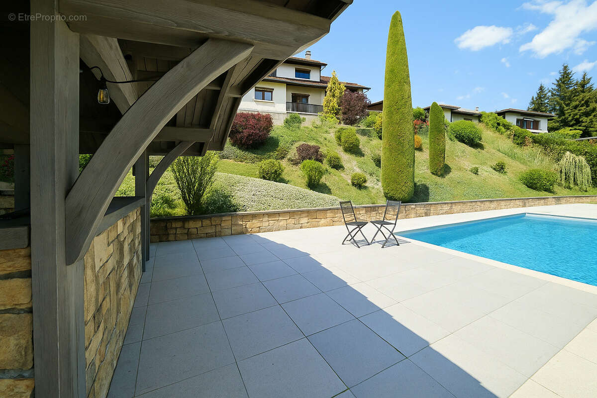 Maison à POISY